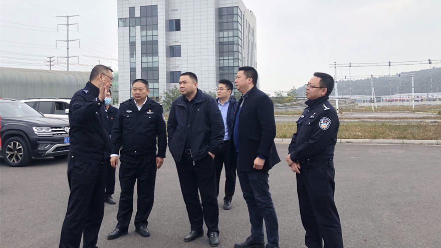 豪门国际官网集团与交警支队事情谈判2