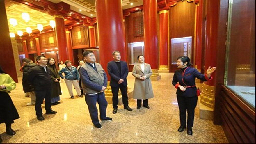 越王楼旅行图